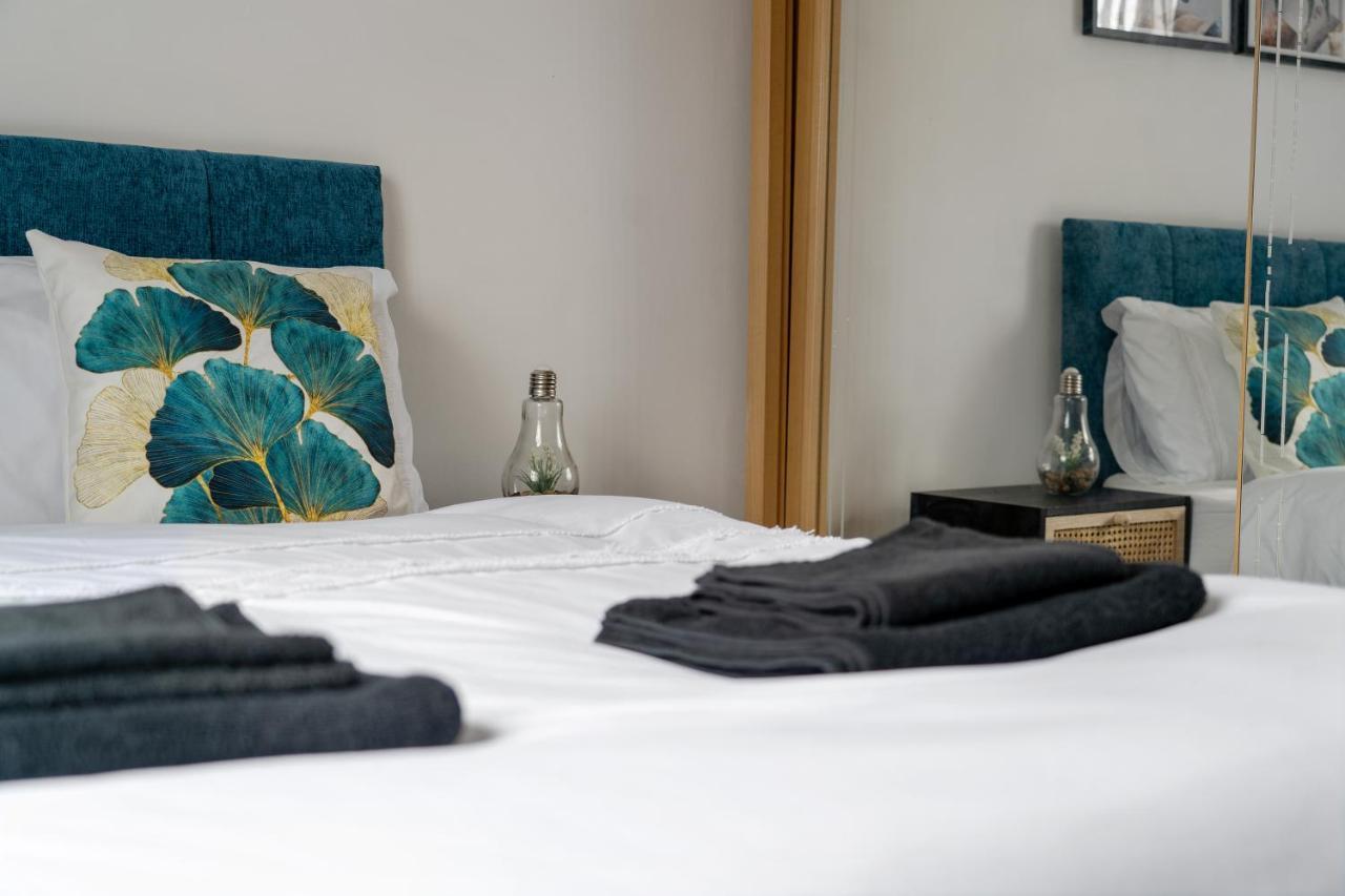 Exclusive Deals L Last-Minute Reserve L Townhouse With Sleeps 6 L Braunstone Town , Leicester L By Zen Nights Short Lets & Serviced Accommodations Exterior foto